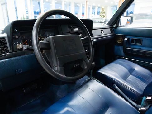 Used 1990 Volvo 240 DL image 21
