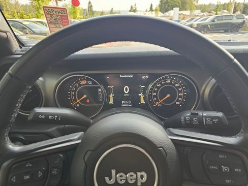 Used 2018 Jeep Wrangler Unlimited Sport S AWD/4WD image 27