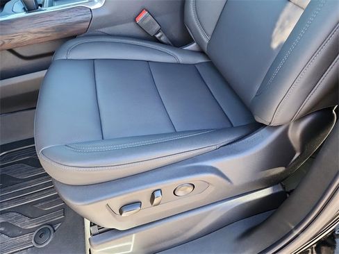 New 2026 GMC Sierra 1500 SLT w/ SLT Premium Plus Package image 17