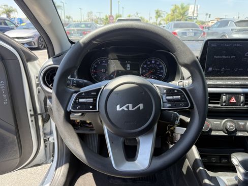 Used 2023 Kia Forte LXS FWD image 12