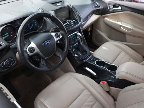 Used 2015 Ford Escape Titanium w/ Equipment Group 301A FWD image 4