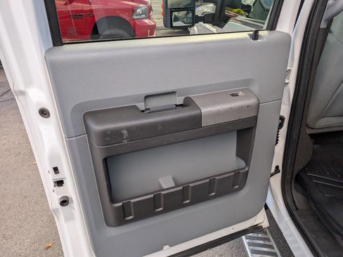 Used 2012 Ford F250 XLT w/ XLT Premium Pkg image 33