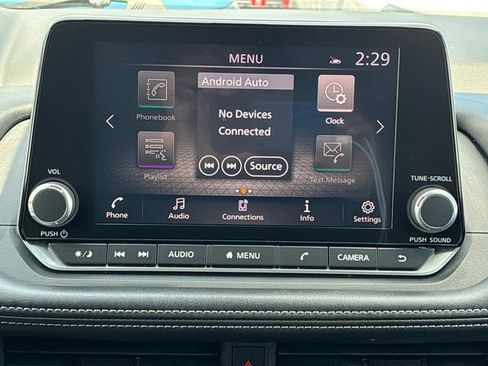 Used 2024 Nissan Rogue SV FWD image 17