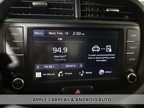 Used 2022 Kia Soul LX image 4