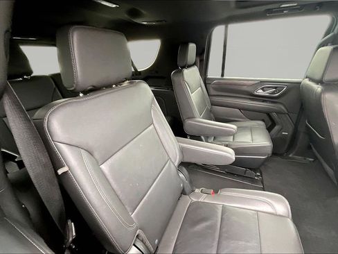 Used 2022 Chevrolet Suburban Z71 w/ Z71 Off-Road Package image 28