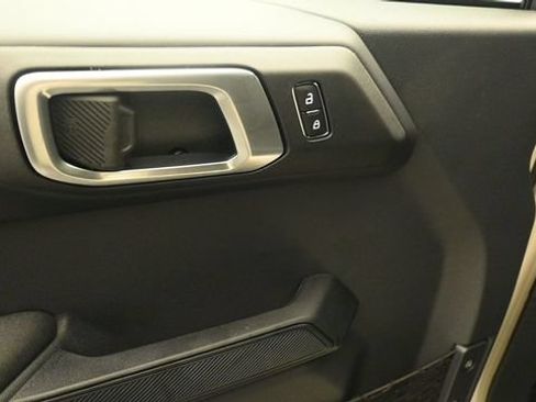New 2026 Ford Bronco Badlands AWD/4WD image 13