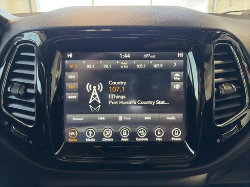 Certified 2018 Jeep Compass Limited w/ Navigation Group image 21