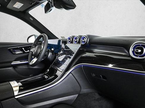 New 2026 Mercedes-Benz GLC 300 4MATIC image 24