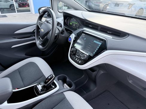 Used 2020 Chevrolet Bolt LT FWD image 12