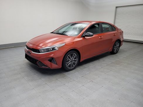 Used 2023 Kia Forte GT-Line image 2