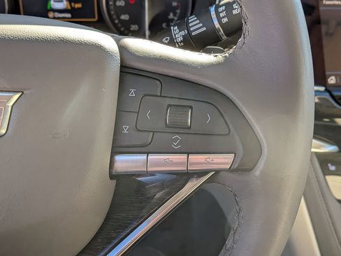 Used 2022 Cadillac XT6 Premium Luxury w/ Technology Package image 20