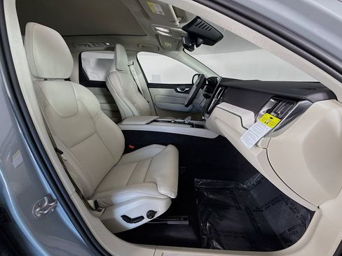 New 2026 Volvo XC60 T8 Ultra w/ Protection Package Premier image 28