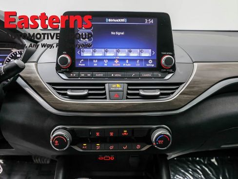 Used 2023 Nissan Altima 2.5 SV image 12