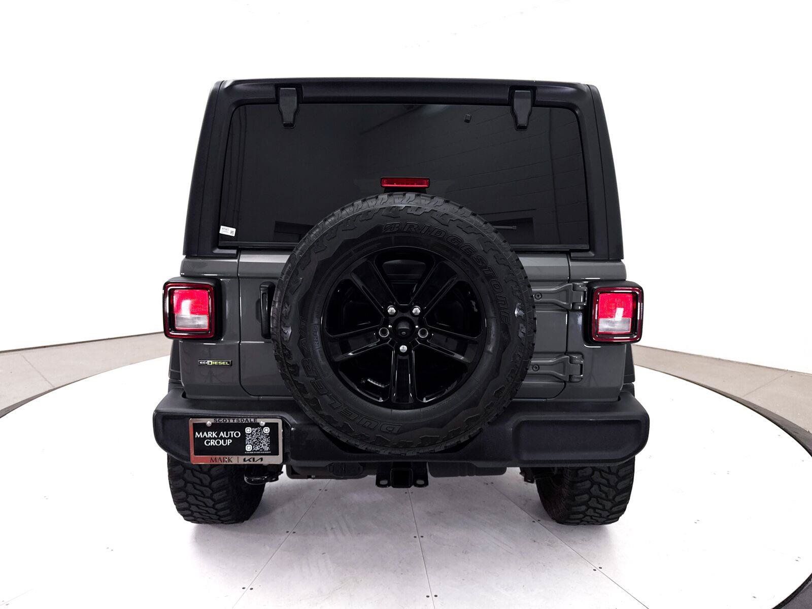 Used 2021 Jeep Wrangler Unlimited Sport AWD/4WD image 16