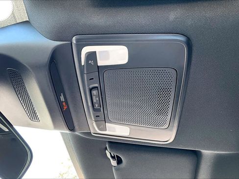 Used 2025 Honda HR-V Sport image 32