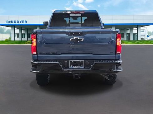 New 2026 Chevrolet Silverado 2500 LT image 7