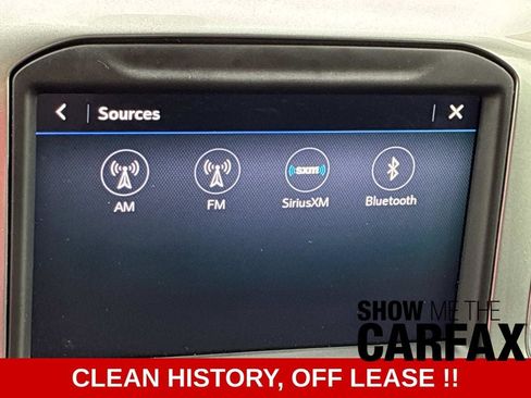 Used 2021 Chevrolet Silverado 1500 LT AWD/4WD image 32