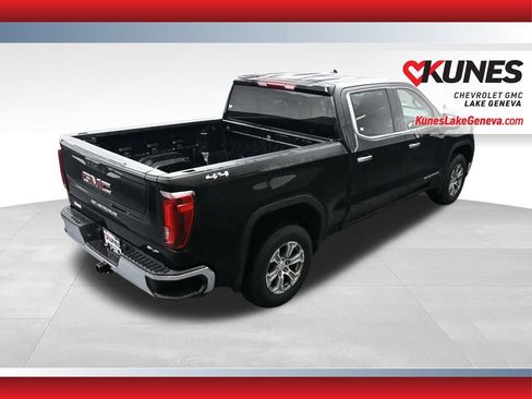Used 2025 GMC Sierra 1500 SLT AWD/4WD image 39