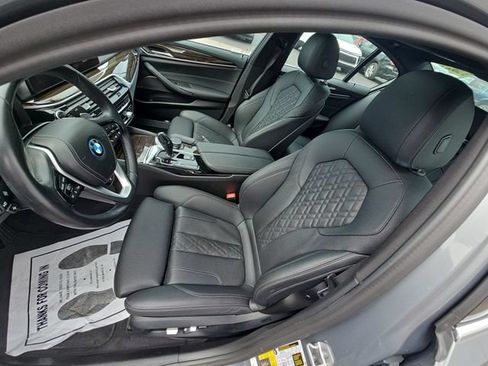 Used 2023 BMW 530e xDrive AWD/4WD image 22