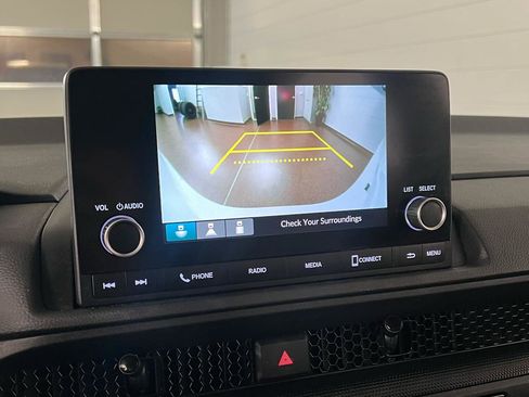 Used 2025 Honda CR-V LX image 20