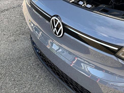 Used 2023 Volkswagen ID.4 Pro S RWD image 34