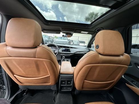 Certified 2023 Cadillac XT4 Sport FWD image 30
