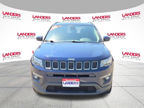 Used 2019 Jeep Compass Latitude w/ Cold Weather Group AWD/4WD image 8