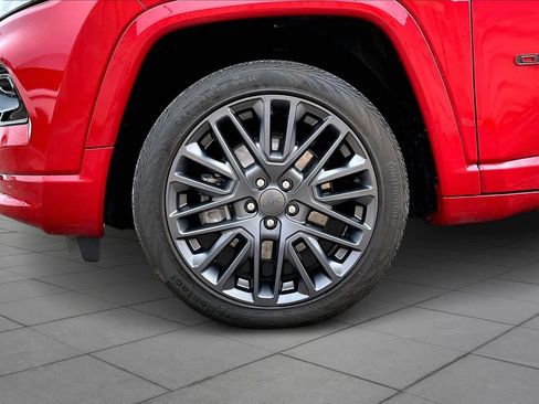 Used 2023 Jeep Compass Limited image 20