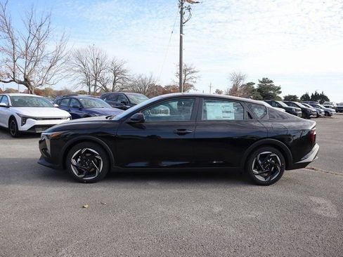 New 2025 Kia K4 EX image 4