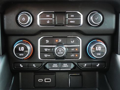 Used 2023 Chevrolet Tahoe RST w/ Luxury Package image 18