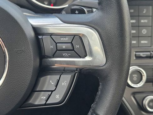 Used 2017 Ford Mustang Coupe image 22