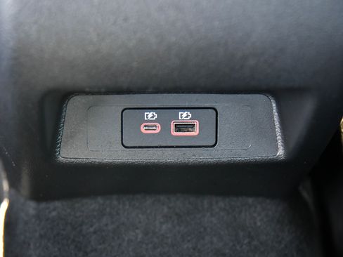 Used 2024 Nissan Altima 2.5 SV image 34