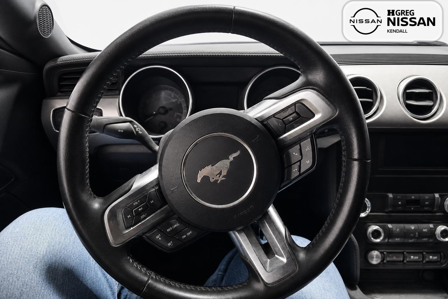 Used 2019 Ford Mustang GT w/ Black Accent Package RWD image 9