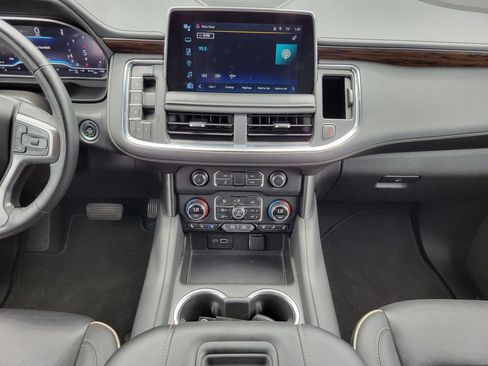 Used 2024 Chevrolet Tahoe Premier RWD image 20
