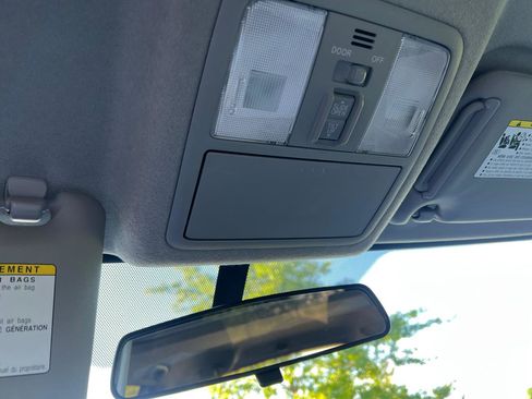 Used 2012 Toyota RAV4 4WD w/ Upgrade Value Pkg image 27