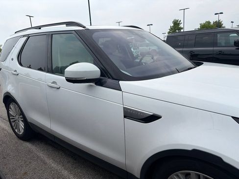 Used 2018 Land Rover Discovery HSE Luxury AWD/4WD image 4