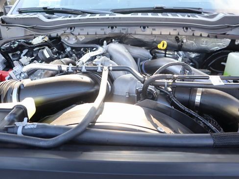 New 2026 Ford F250 Lariat w/ Black Appearance Package image 17