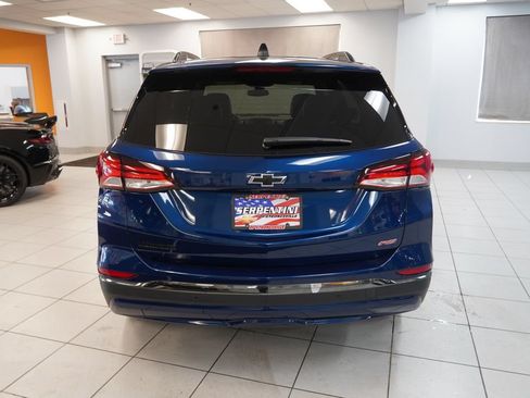 Certified 2022 Chevrolet Equinox RS w/ LPO, Floor Liner Package FWD image 5