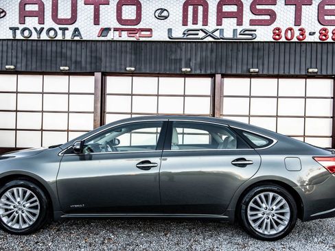 Used 2013 Toyota Avalon XLE Premium image 1