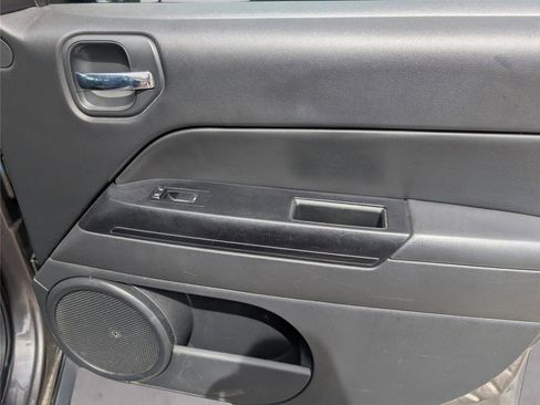 Used 2016 Jeep Patriot Sport w/ Power Value Group image 33