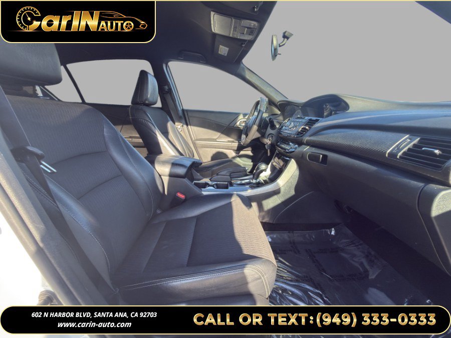 Used 2016 Honda Accord Sport image 12
