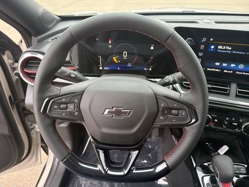 New 2026 Chevrolet Trax RS w/ Sunroof Package image 16