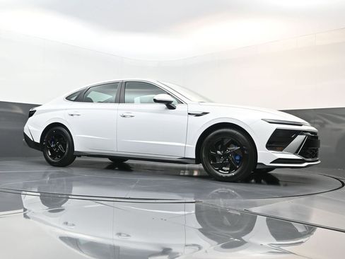 New 2026 Hyundai Sonata SE FWD image 23
