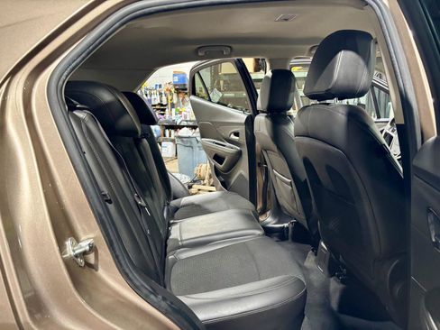 Used 2018 Buick Encore Preferred image 9