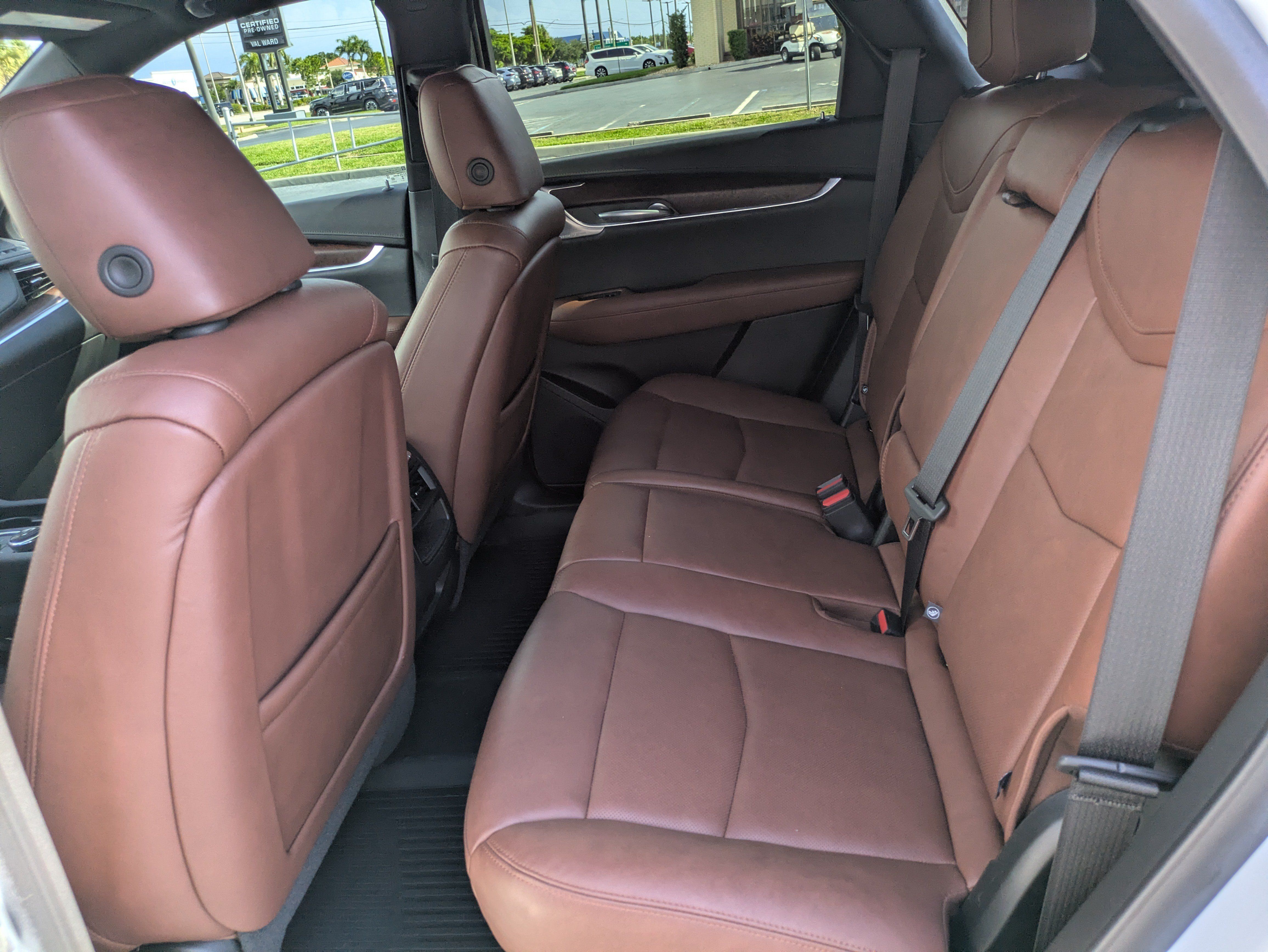 Certified 2023 Cadillac XT5 Sportv w/ Technology Package AWD/4WD image 11