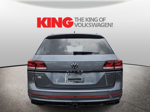 Certified 2023 Volkswagen Atlas SEL R-Line AWD/4WD image 4