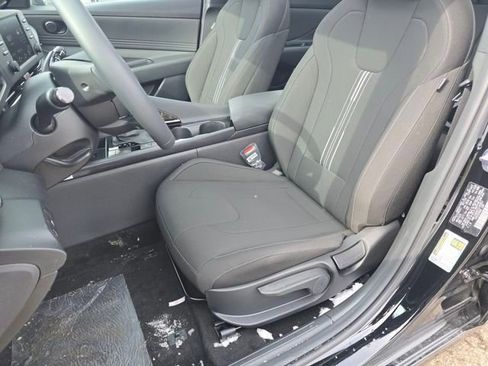 New 2026 Hyundai Elantra SEL Sport Premium FWD image 25