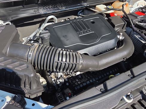 Used 2023 GMC Acadia SLT w/ Elevation Edition image 25