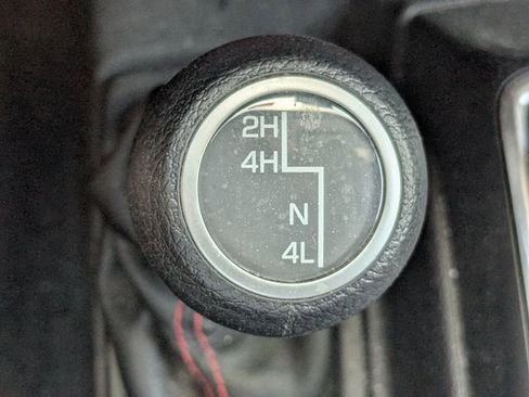 Used 2019 Jeep Wrangler Rubicon w/ Steel Bumper Group AWD/4WD image 11