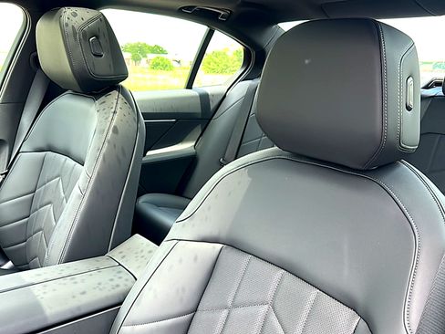 New 2027 BMW 530i w/ M Sport Package RWD image 11